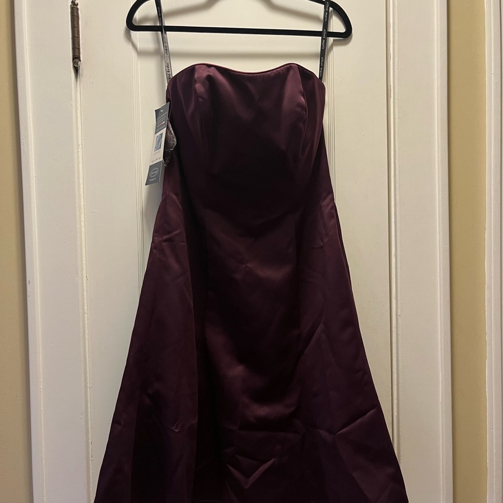 Elegant Purple Strapless Dress